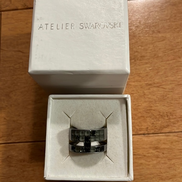 Swarovski Atelier Victor & Rolf frozen grey ring - Picture 1 of 6